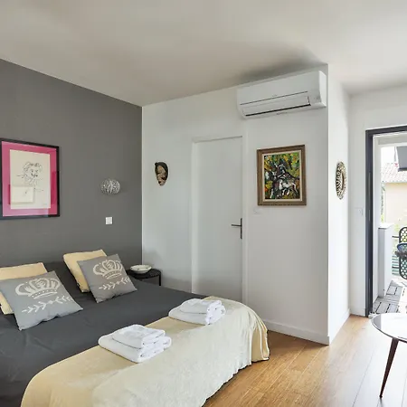 La Galerie Τουλούζη