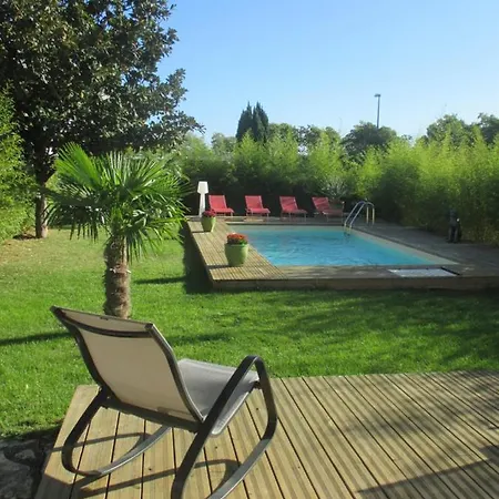 La Galerie Bed & Breakfast 2*