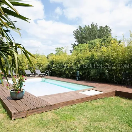 La Galerie Bed and Breakfast 3*